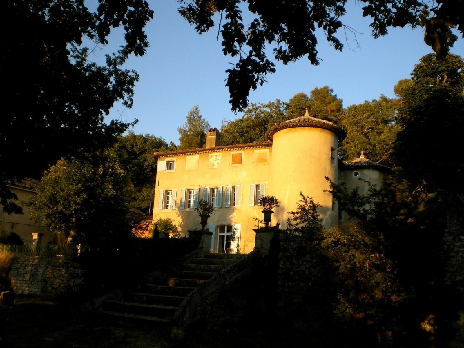 Chateau De Peyrolles Apt Kültér fotó